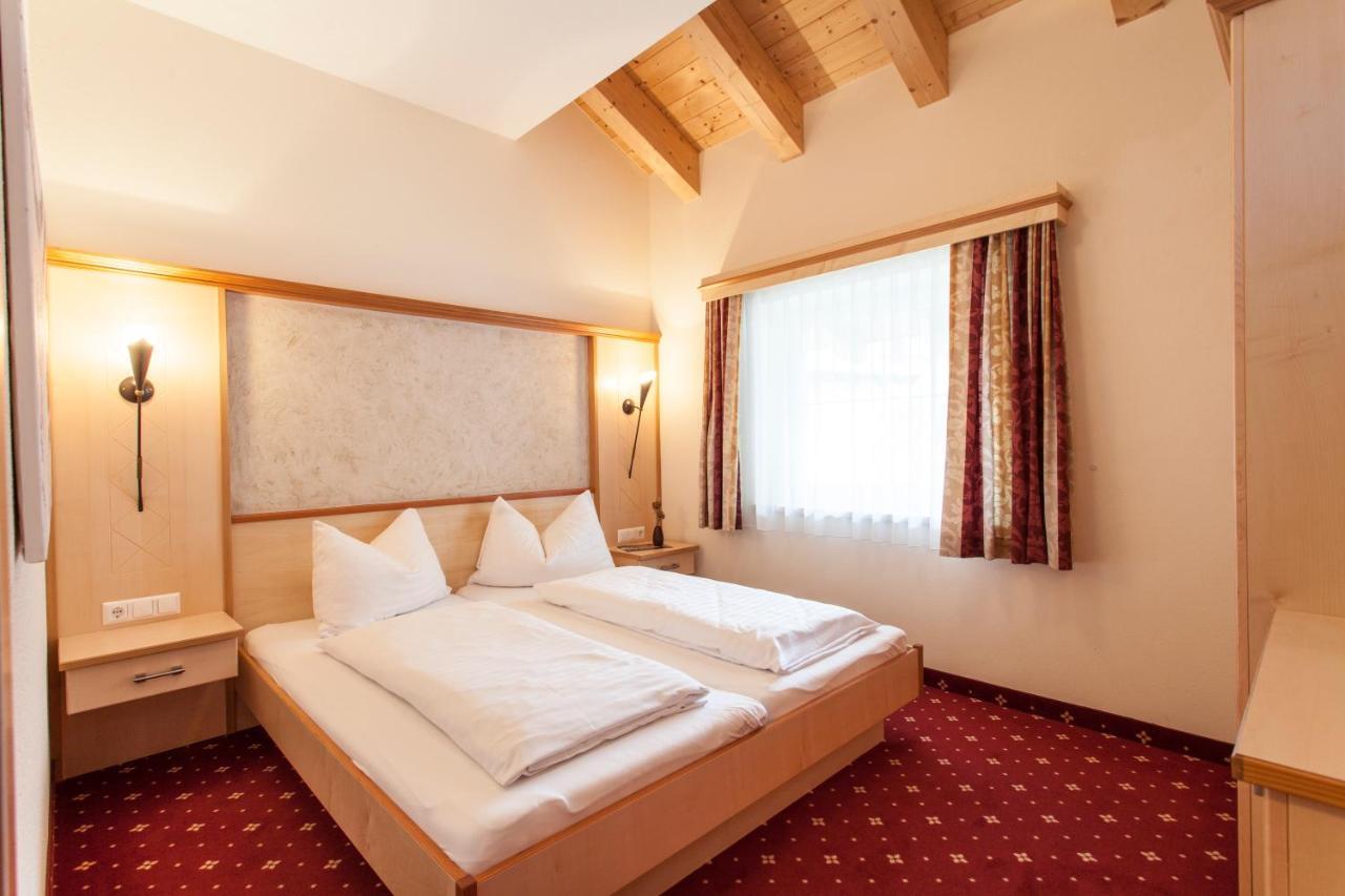 Alpenapart Ladis Ehemals Alpenapart Alexander Inklusive Sommer Bergbahnticket Room photo